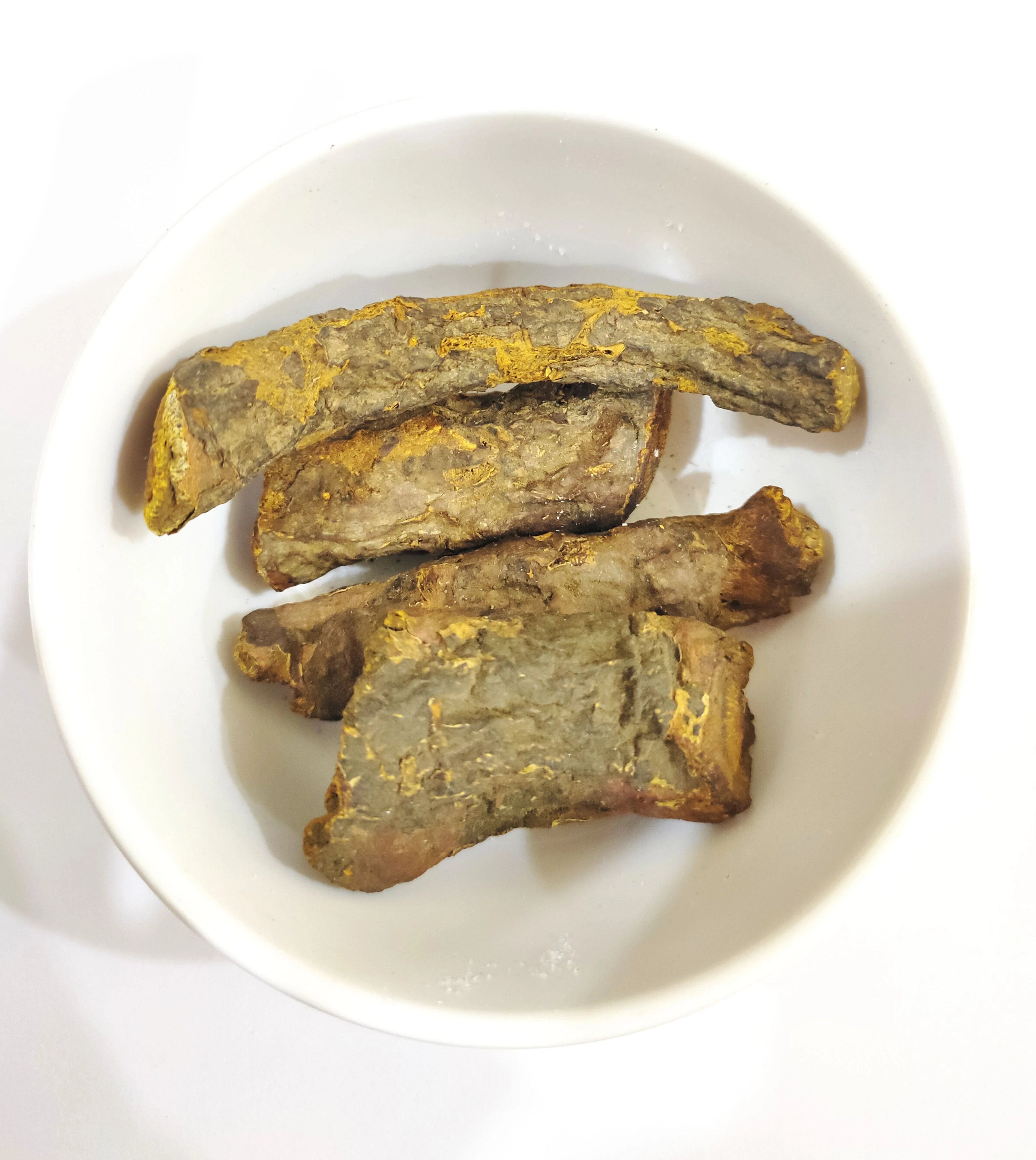 Revanchini Lakdi, Revan Chini, Revand Jadd, Rhubarb Root, Rheum emodi, रेवन चिनि जड़ें, Indian Rhubarb, Ayurvedic Rhubarb Root, Rewand Chini in Tamil ரெவன்சினி வேர், Telugu రెవన్ చినీ మూల, Kannada ರೇವನ್ಚಿನಿ ಬೇರು, Gujarati રેવન ચિની, Marathi रेवन चिनि मूळ, Punjabi ਰੇਵਨ ਚਿਨੀ ਜੜ, Malayalam രേവന് ചിനി വേരുകൾ, English Revanchini Root / Rheum emodi / Rhubarb Root Herb.