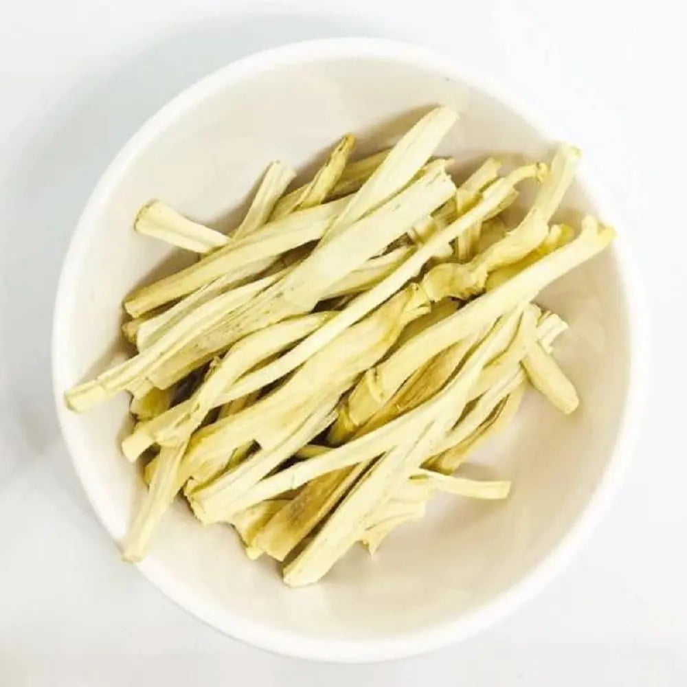 What are the benefits of shatavari, what are its other names in India, what are the side effects, how should it be taken, and what are some homemade remedies involving it? Nutrixia Food