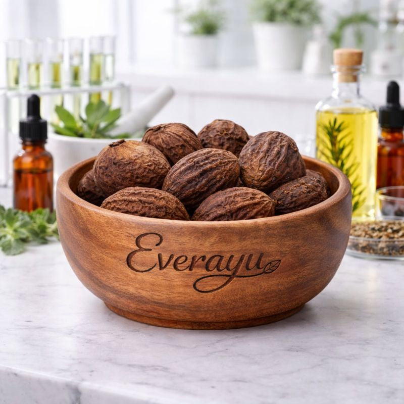 Everayu herbal product processing showing hygienic handling, quality-controlled preparation and standardized methods